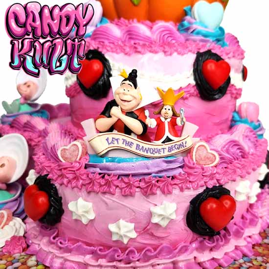 Alice In Wonderland 2 Tier Heart Cake Sculpture Candy Kult Alice In Wonderland Cake Disney Candy Cult - Candy Kult Land - Wishbone - Boo Kitty - Panku - Frosti - Toxic Kitten - Hex - Heart - Cult Candy - Ca