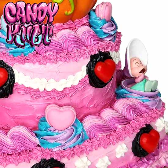 Alice In Wonderland 2 Tier Heart Cake Sculpture Candy Kult Alice In Wonderland Cake Disney Candy Cult - Candy Kult Land - Wishbone - Boo Kitty - Panku - Frosti - Toxic Kitten - Hex - Heart - Cult Candy - Ca