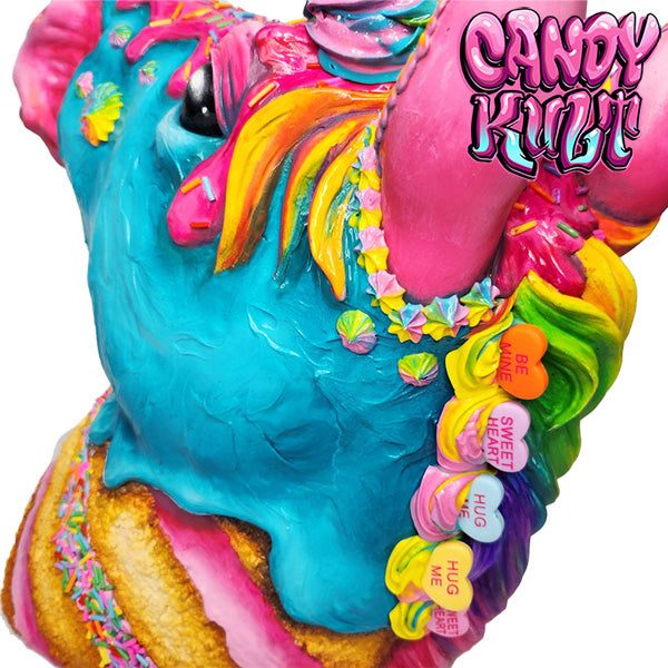 Rainbow Cake Unicorn Sculpture Candy Kult Cake Unicorns Candy Cult - Candy Kult Land - Wishbone - Boo Kitty - Panku - Frosti - Toxic Kitten - Hex - Heart - Cult Candy - Ca